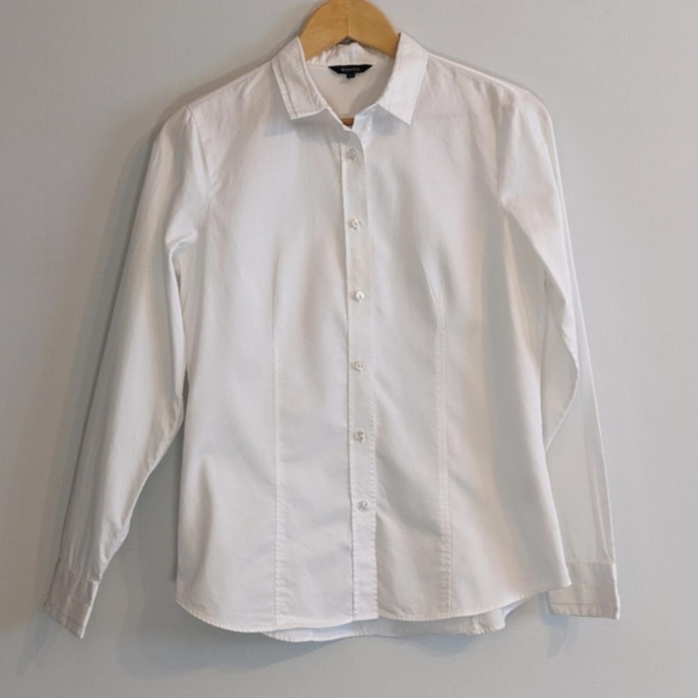 RW&CO. Button Down Dress Shirt, Pleat Details, White, Size M